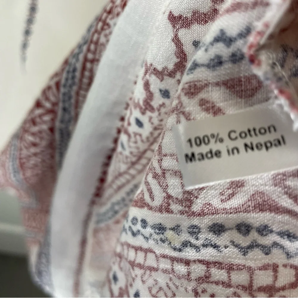 Yak & Yeti Sleeveless White Patterned Dress,‎ S